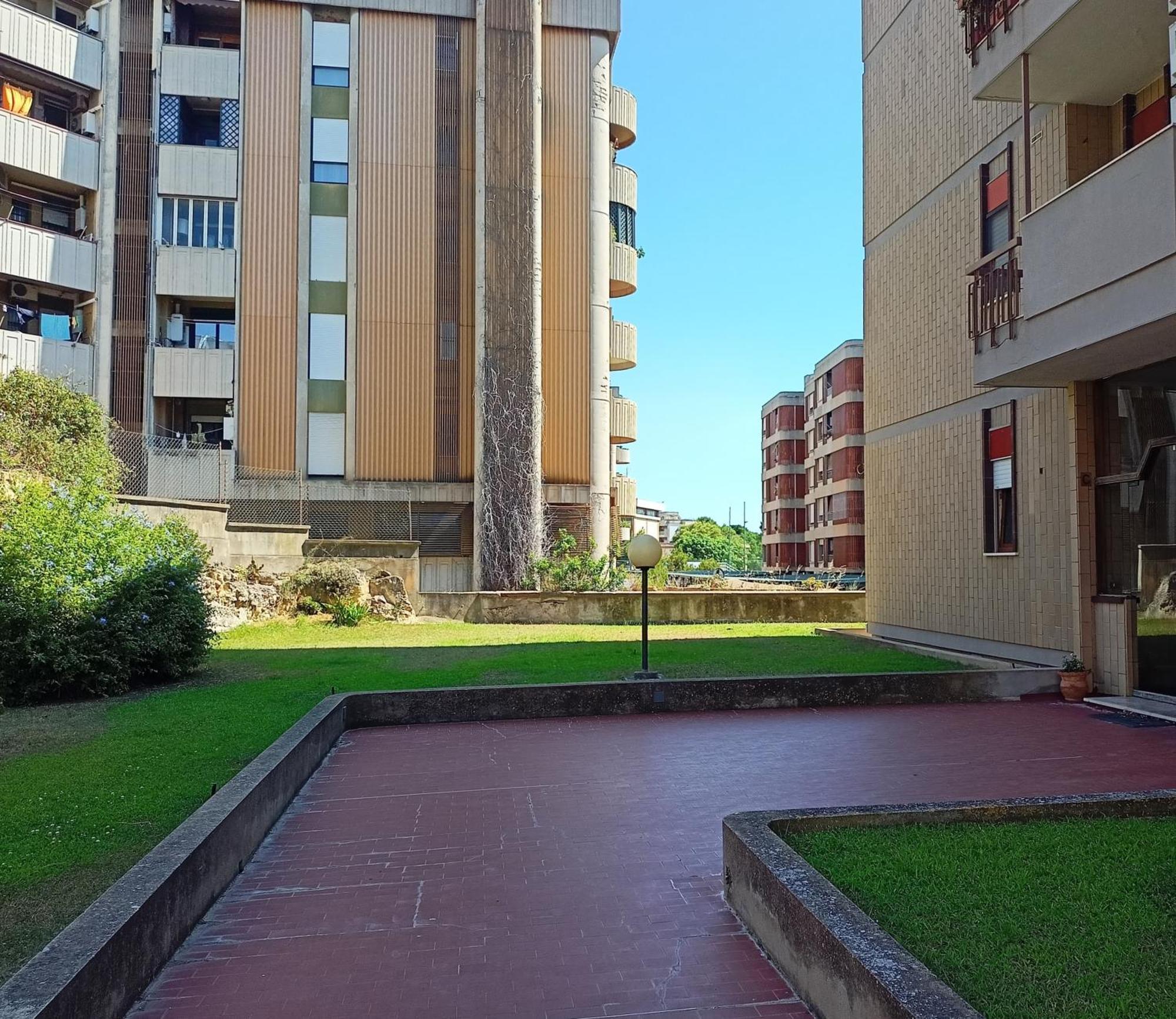 Jitaku Maine Apartment Cagliari Bagian luar foto