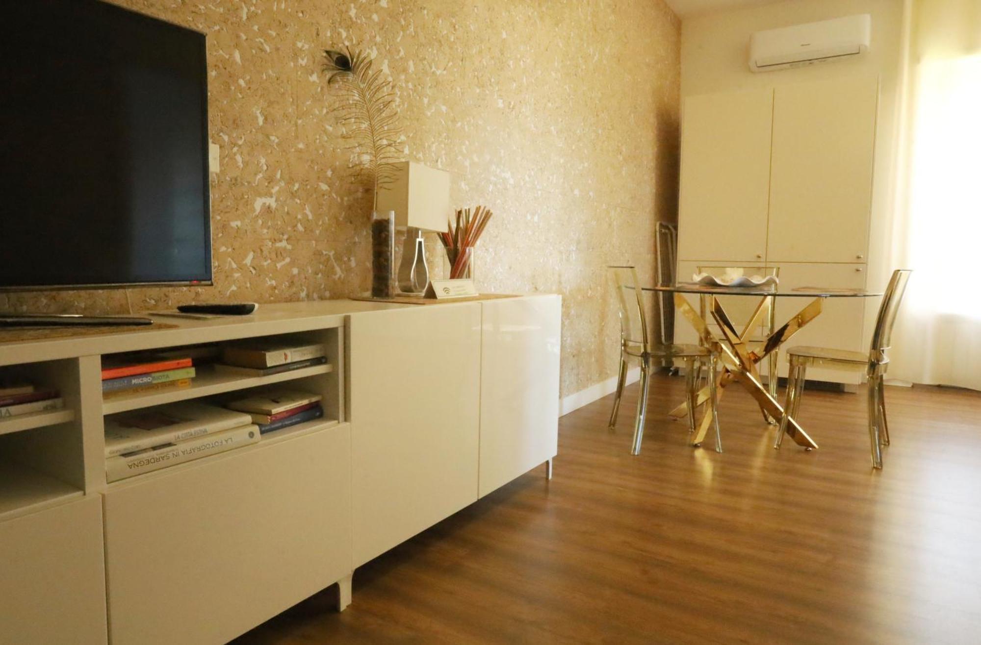 Jitaku Maine Apartment Cagliari Bagian luar foto