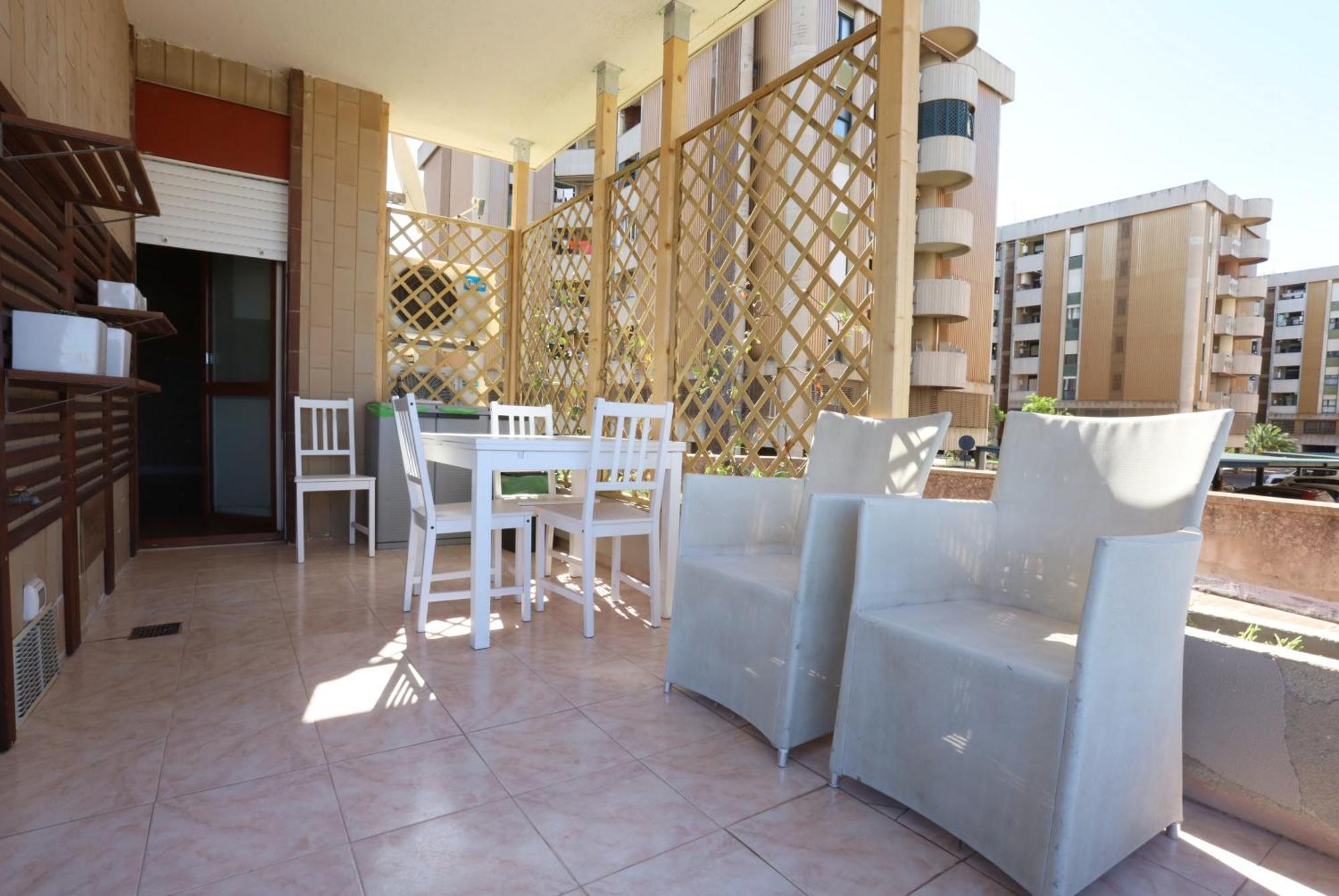 Jitaku Maine Apartment Cagliari Bagian luar foto