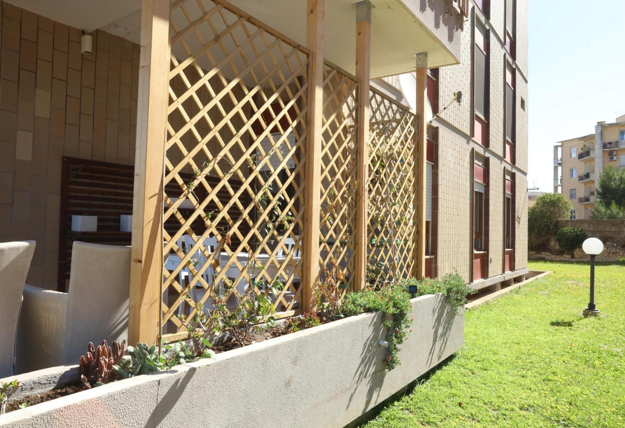 Jitaku Maine Apartment Cagliari Bagian luar foto